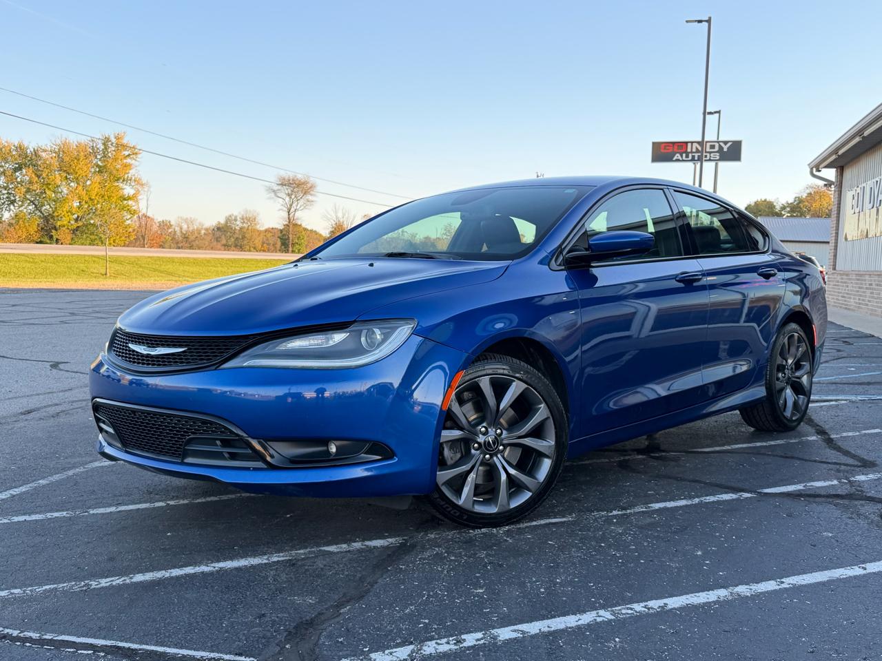 2016 Chrysler 200 4dr Sdn S AWD