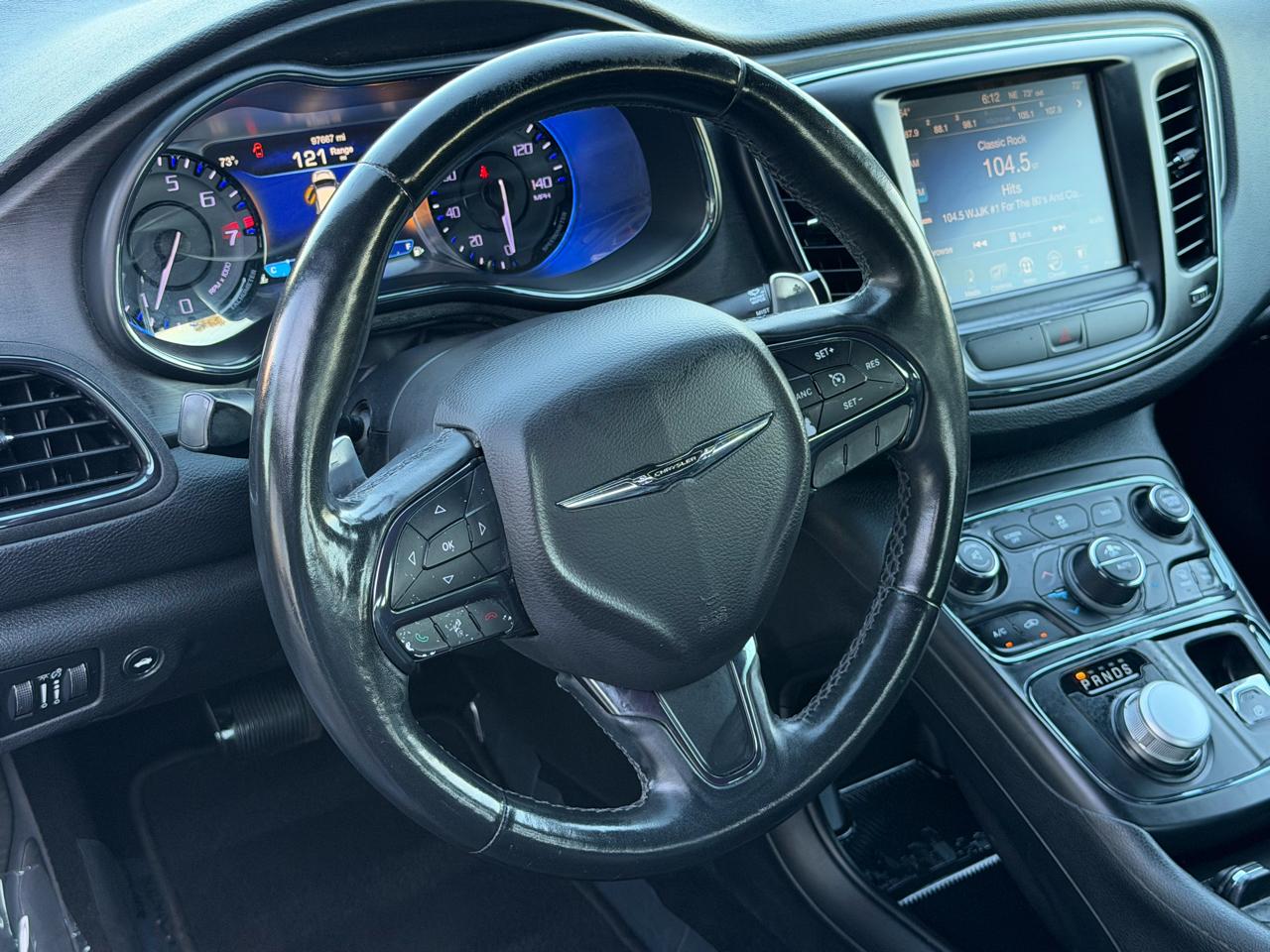 Chrysler 200 4dr Sdn S AWD 2016