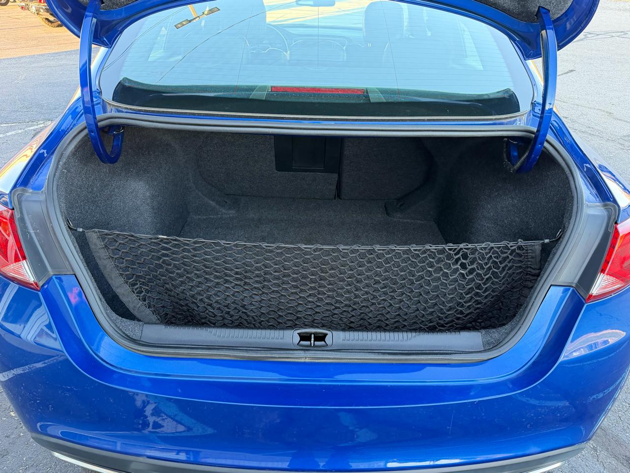 Chrysler 200 4dr Sdn S AWD 2016