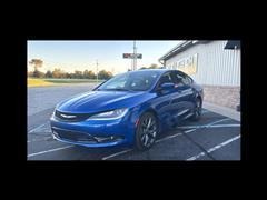 2016 Chrysler 200 