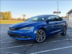 2016 Chrysler 200 