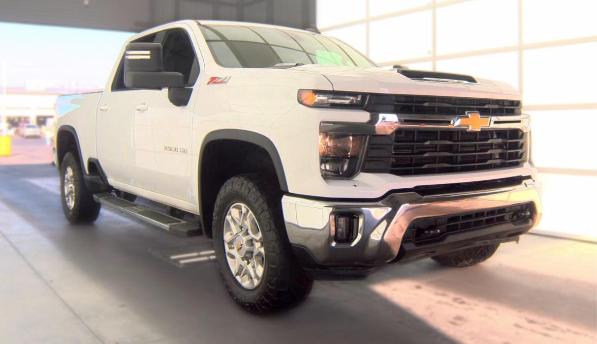 Chevrolet Silverado 2500HD 4WD Crew Cab 159" LT 2024