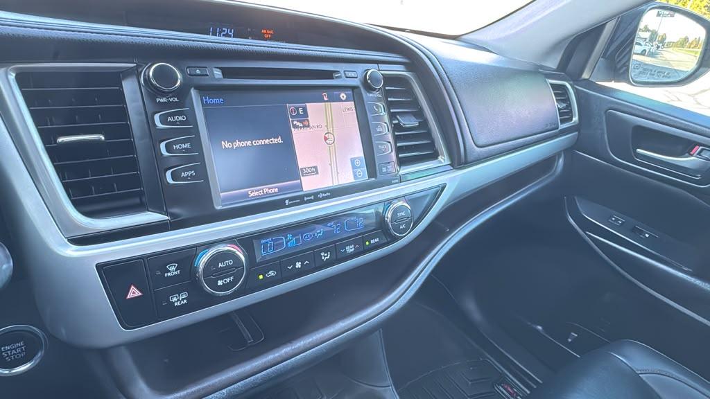 Toyota Highlander XLE V6 FWD (Natl) 2019