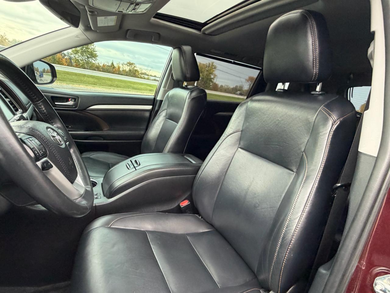 Toyota Highlander XLE V6 FWD (Natl) 2019