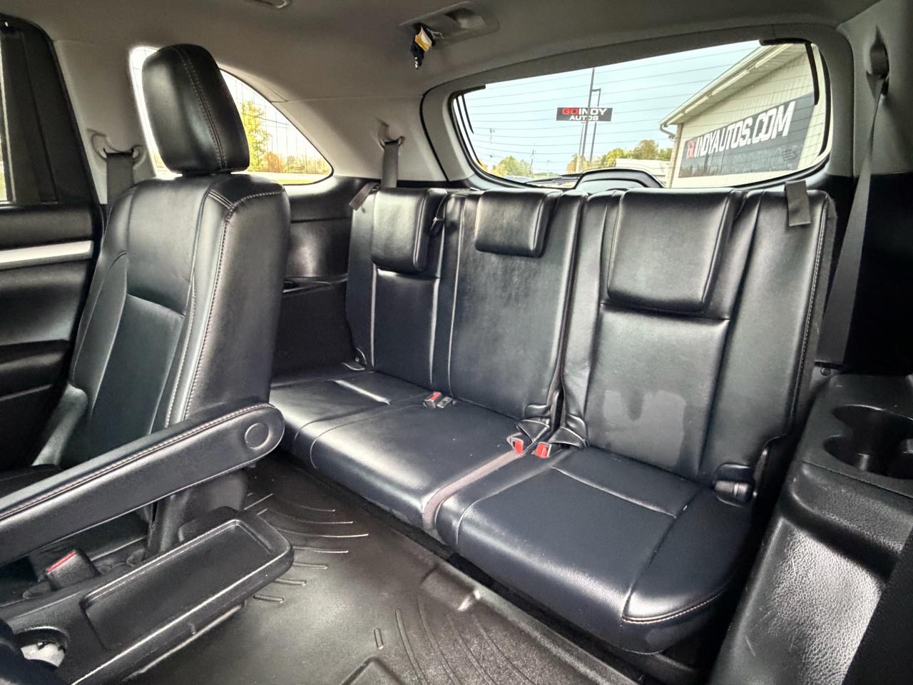 Toyota Highlander XLE V6 FWD (Natl) 2019