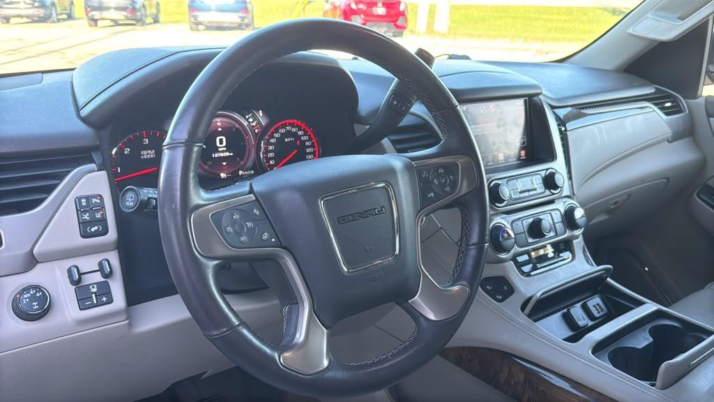 GMC Yukon XL 4WD 4dr Denali 2016