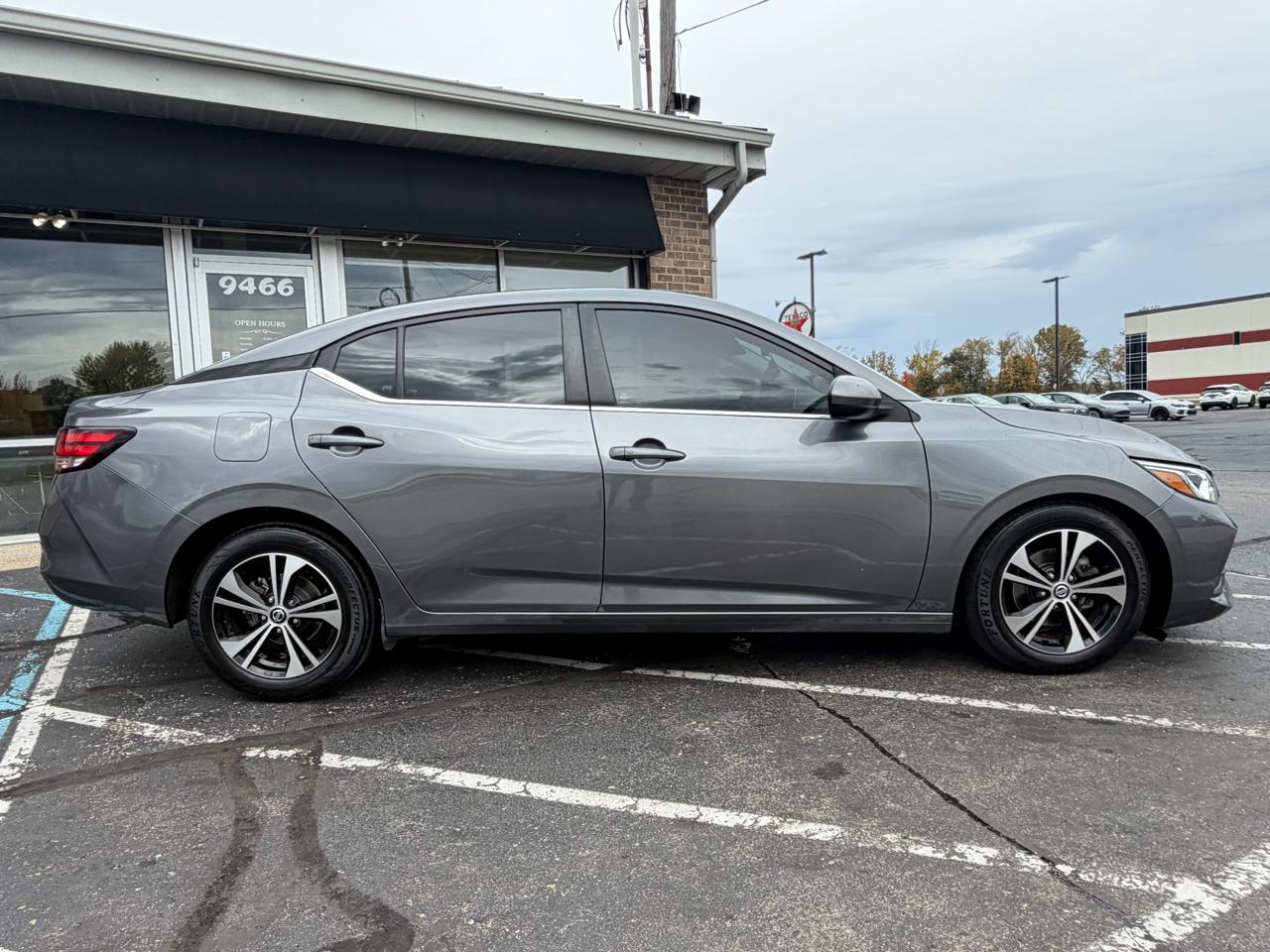 Nissan Sentra SV CVT 2023
