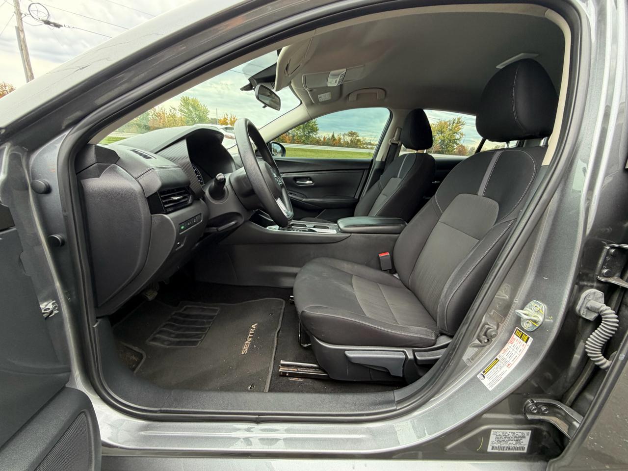 Nissan Sentra SV CVT 2023