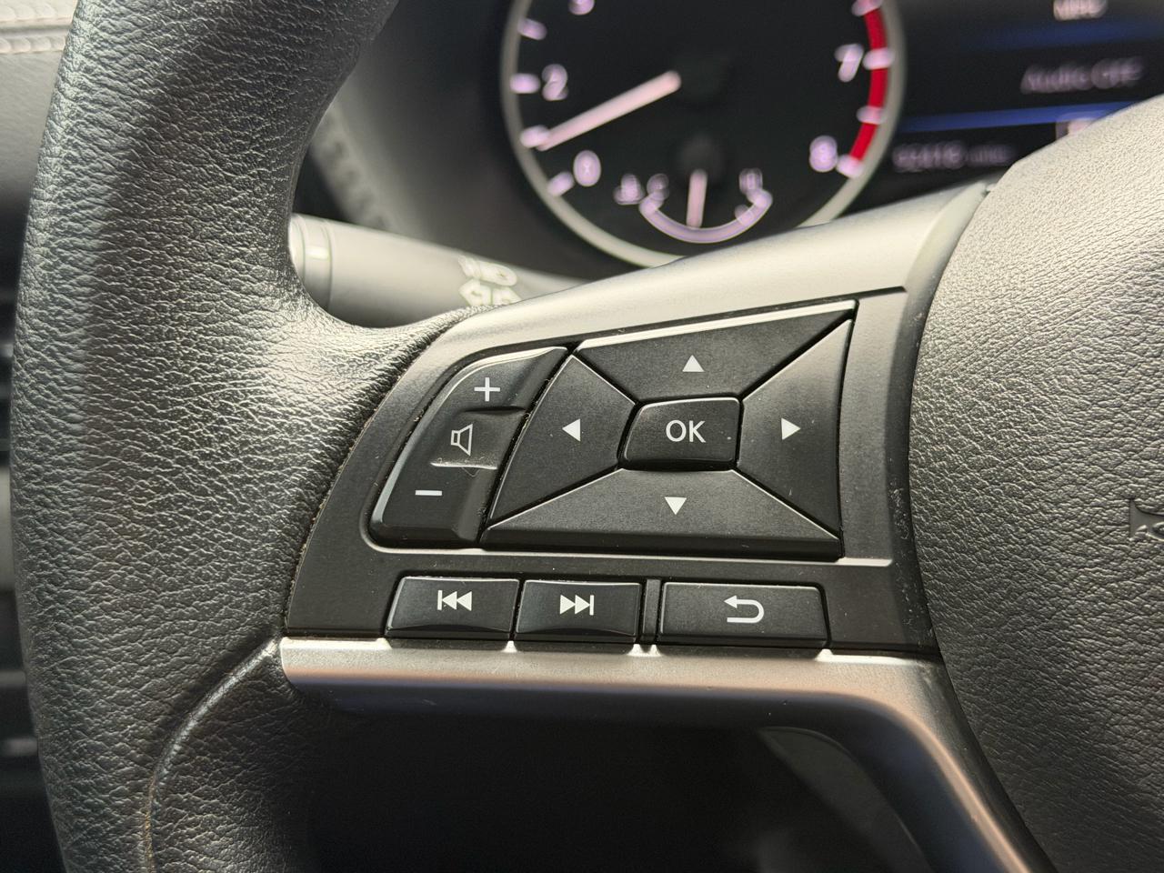 Nissan Sentra SV CVT 2023