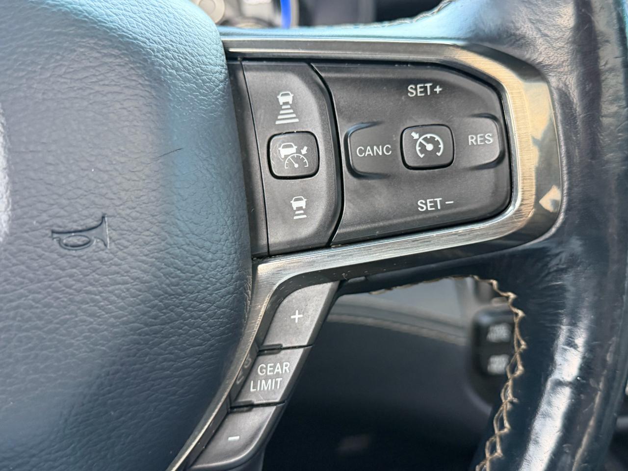 RAM 1500 Limited 4x4 Crew Cab 5'7" Box 2019