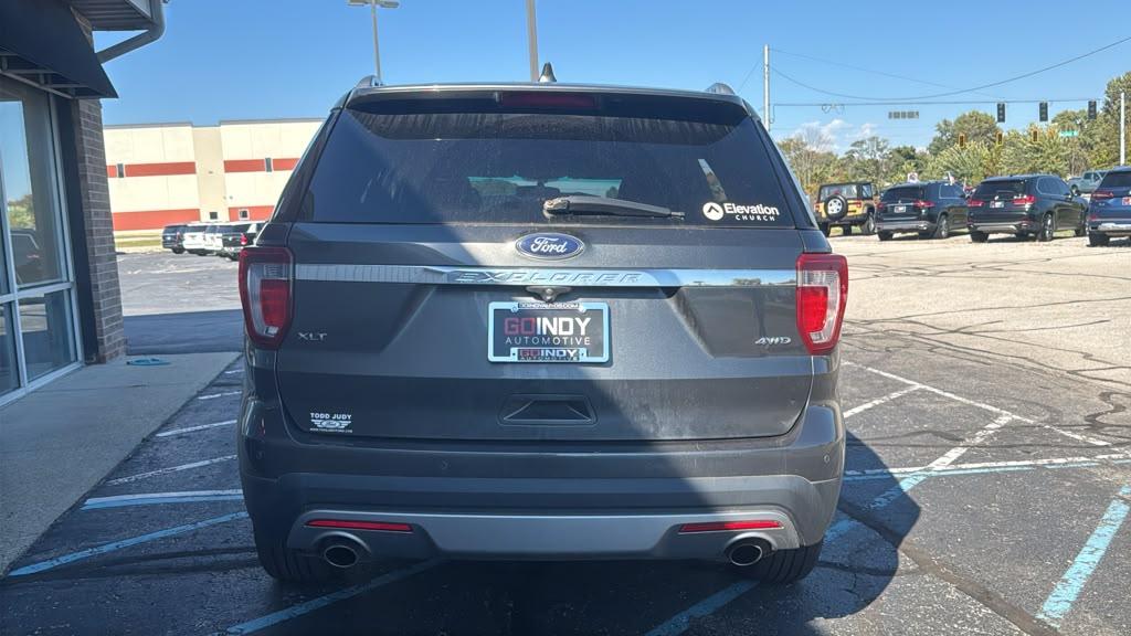 Ford Explorer XLT 4WD 2017