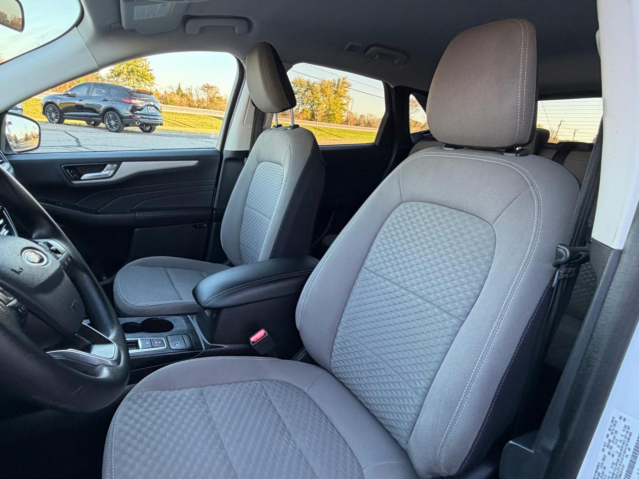Ford Escape SE Hybrid FWD 2021