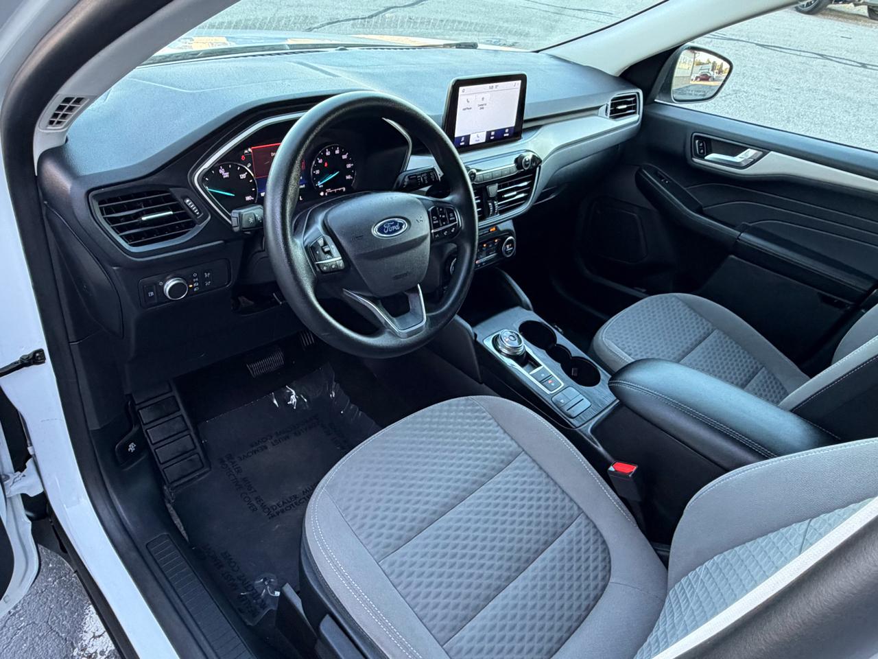 Ford Escape SE Hybrid FWD 2021