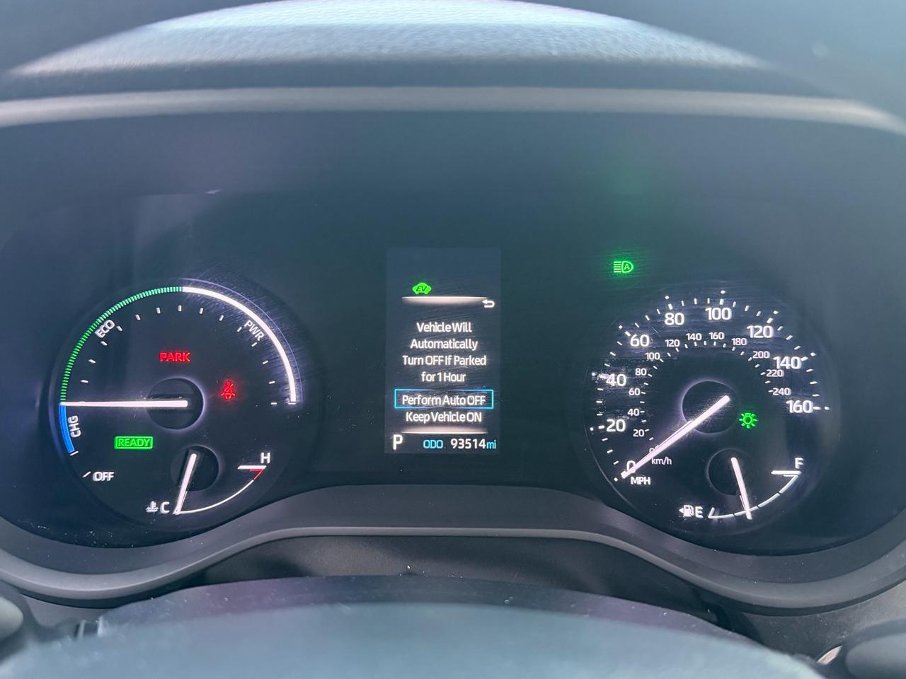 Toyota Sienna LE FWD 8-Passenger (Natl) 2023