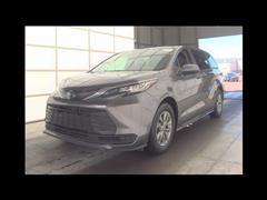 2023 Toyota Sienna 