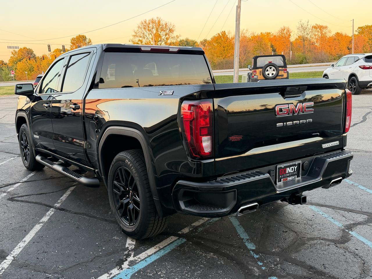 GMC Sierra 1500 4WD Crew Cab 147" Elevation 2021