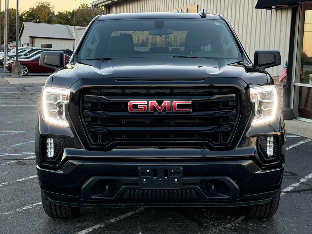 GMC Sierra 1500 4WD Crew Cab 147" Elevation 2021