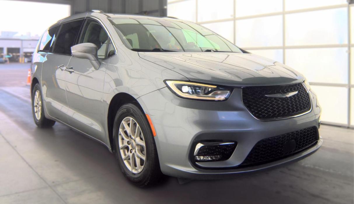 Chrysler Pacifica Touring L FWD 2021