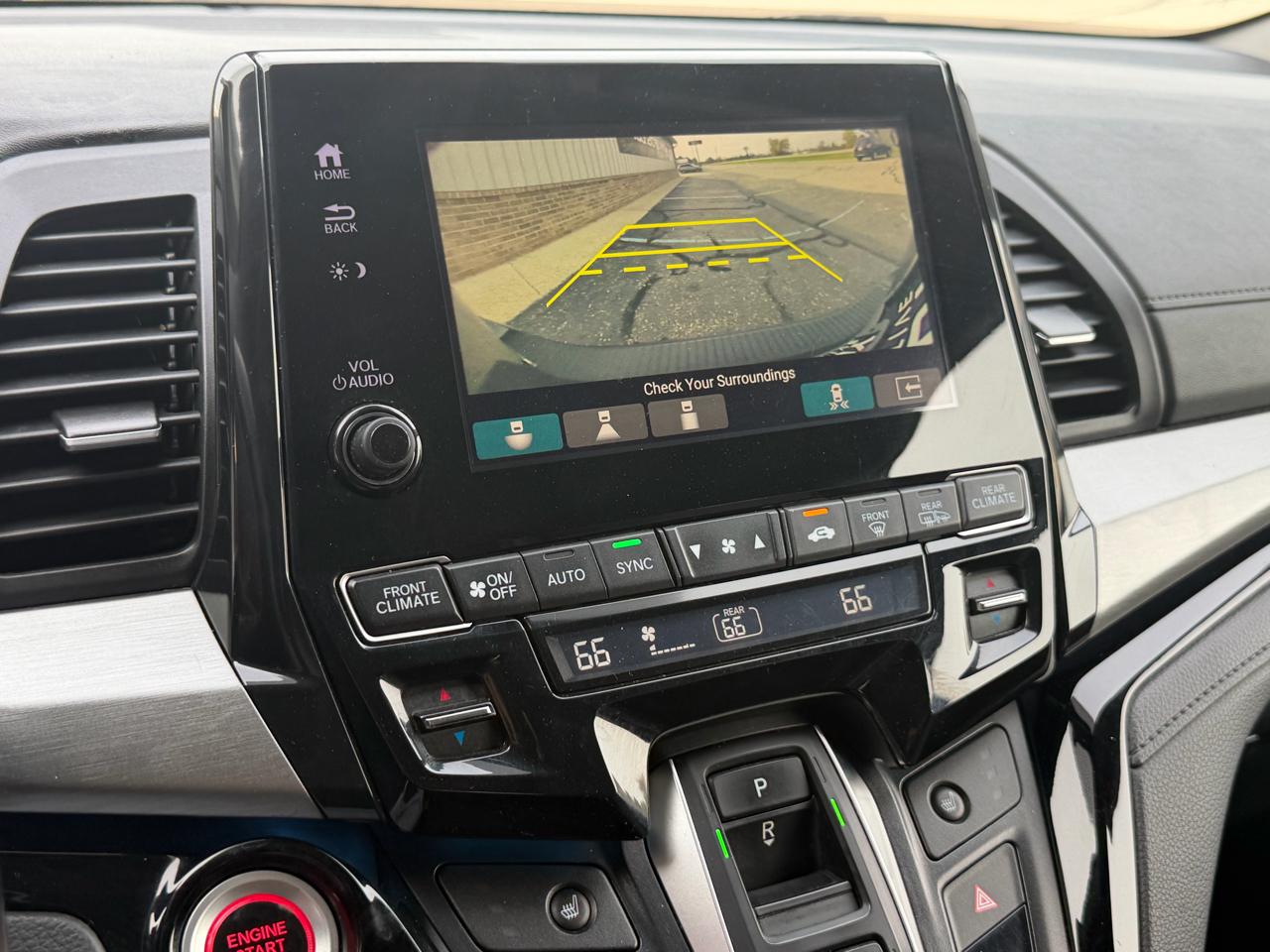 Honda Odyssey Touring Auto 2022
