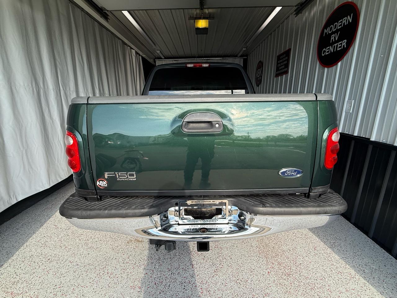 Ford F-150 XLT SuperCrew 4WD 2001