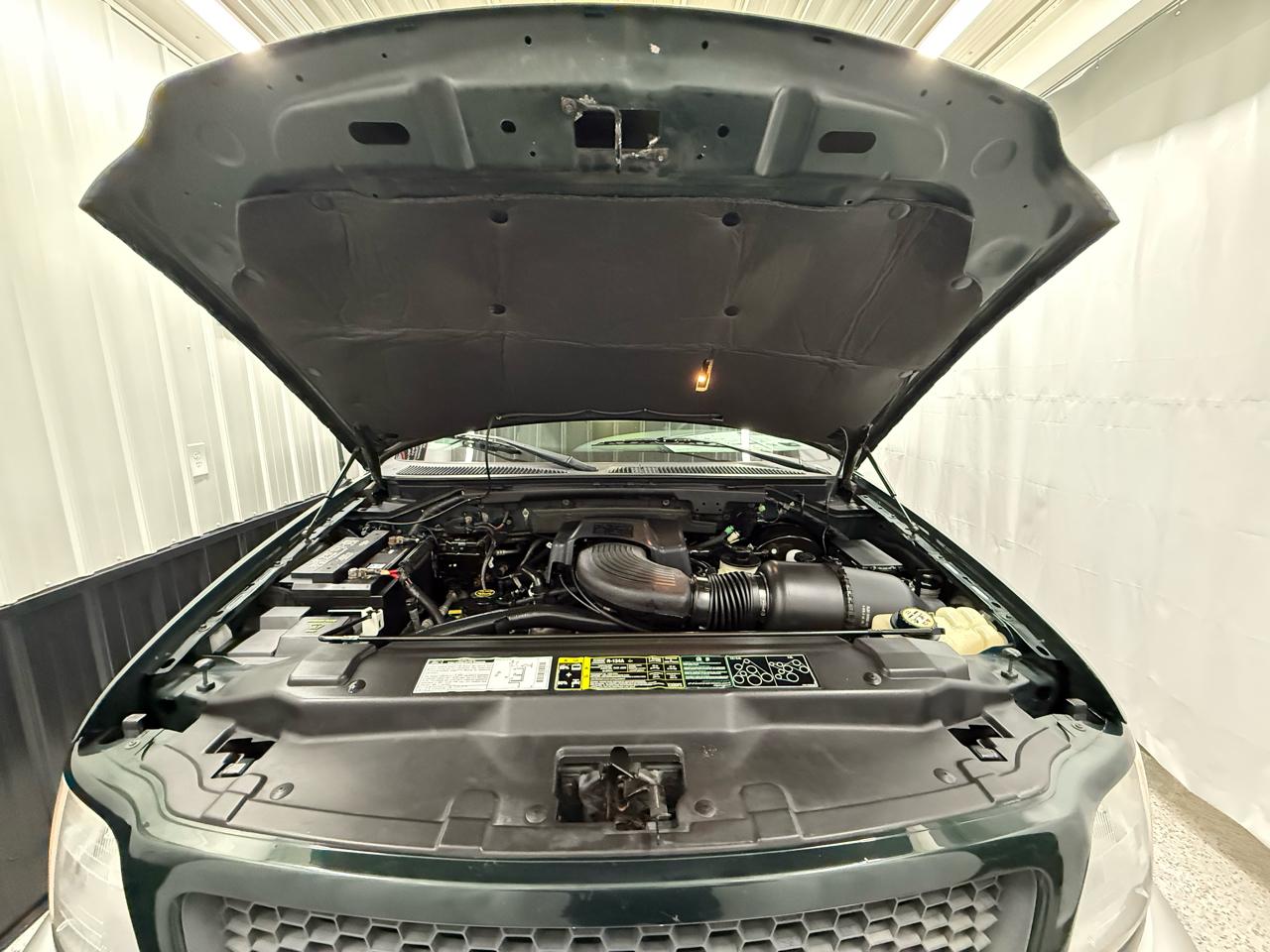 Ford F-150 XLT SuperCrew 4WD 2001