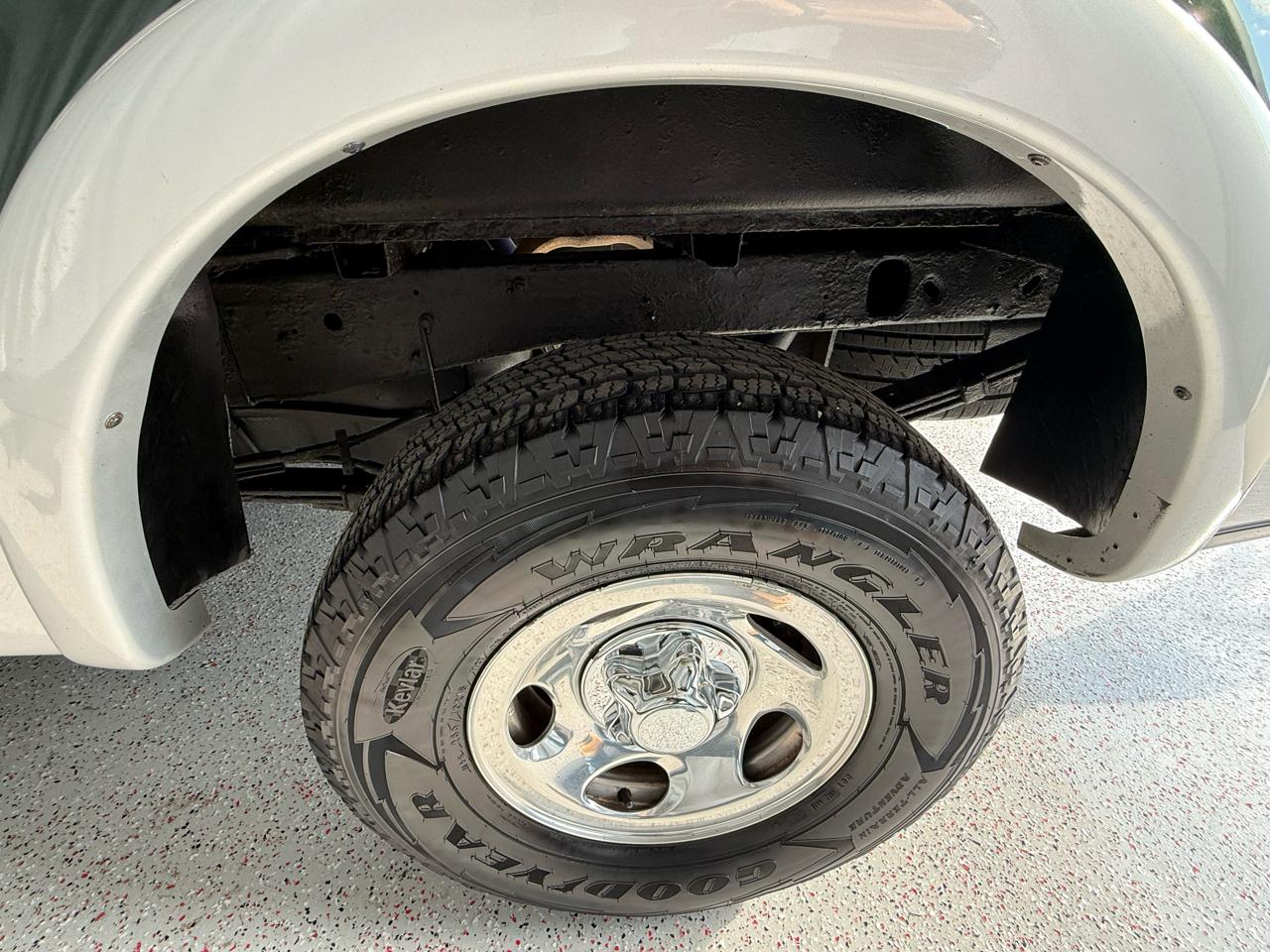 Ford F-150 XLT SuperCrew 4WD 2001