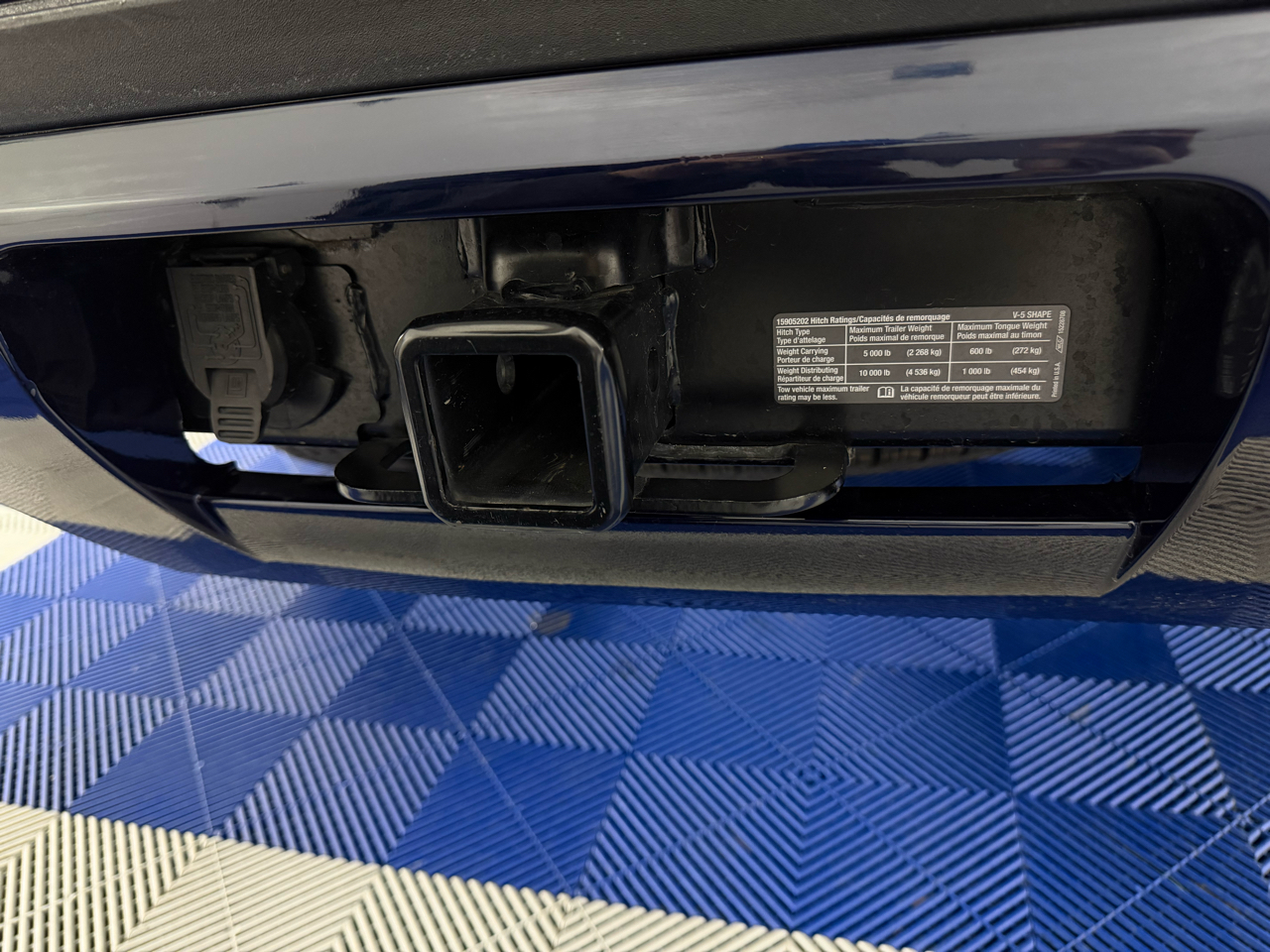 Chevrolet Suburban LT 1500 4WD 2012