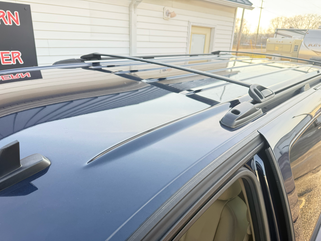 Chevrolet Suburban LT 1500 4WD 2012