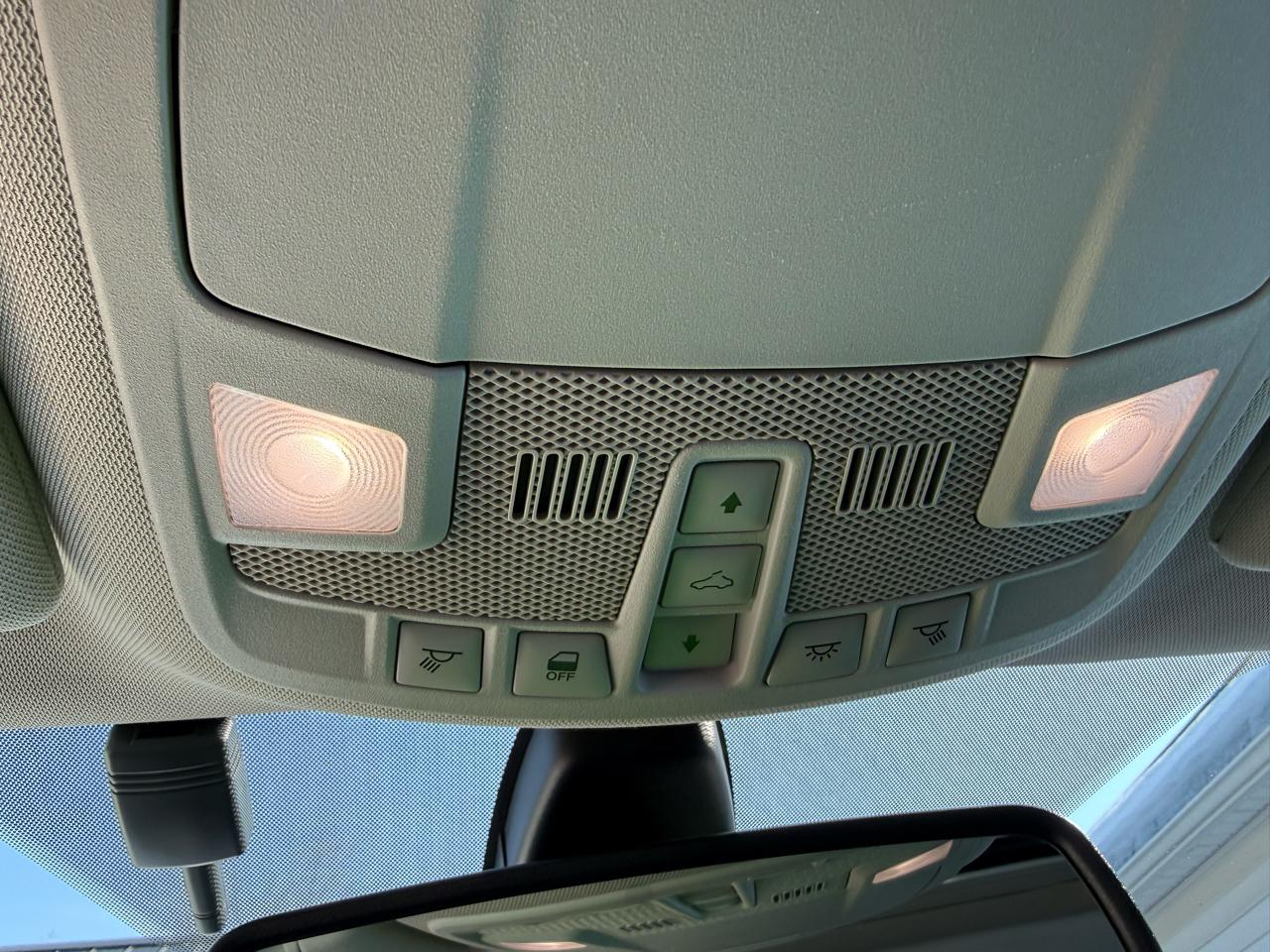 Ford Fusion Hybrid SE 2016