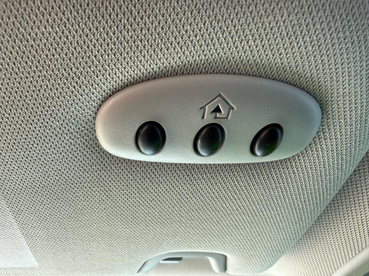 Ford Fusion Hybrid SE 2016