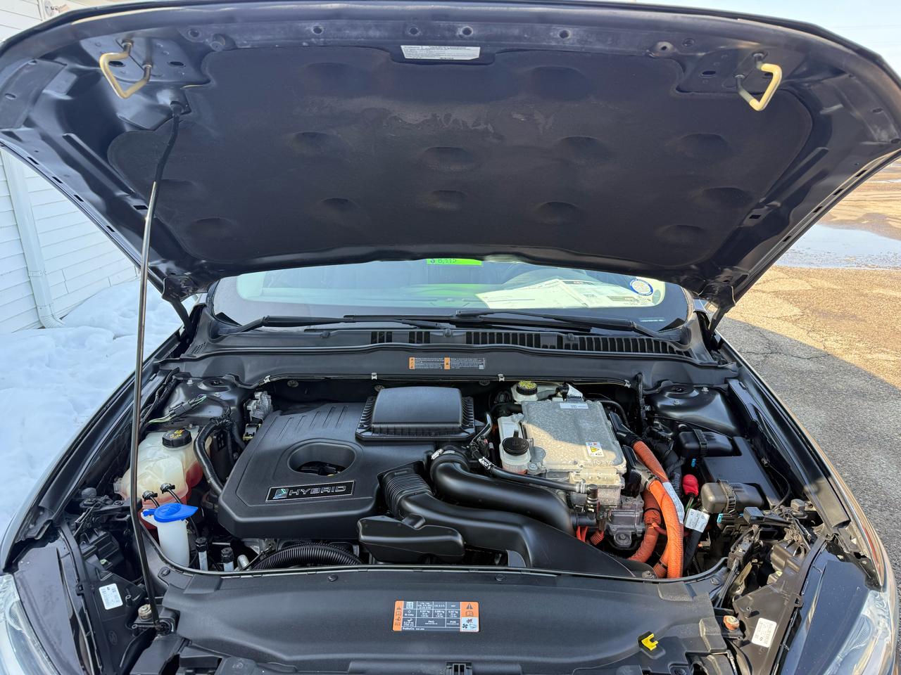 Ford Fusion Hybrid SE 2016