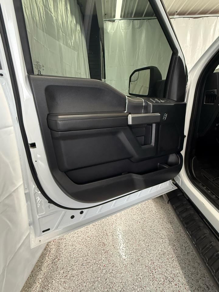 Ford F-150 XLT SuperCrew 5.5-ft. Bed 4WD 2017