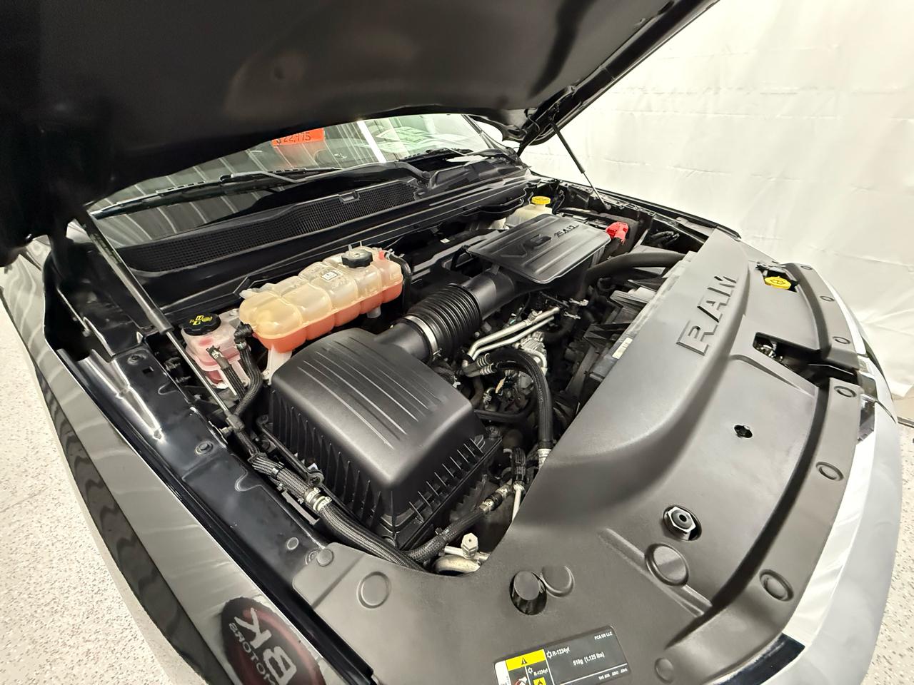 RAM 1500 Big Horn Crew Cab SWB 4WD 2022