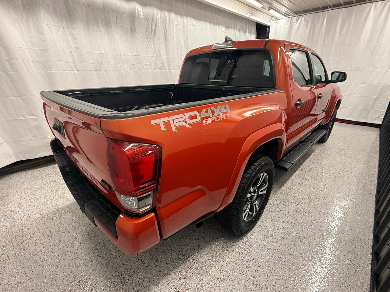 Toyota Tacoma TRD Offroad Double Cab 4WD V6 2017