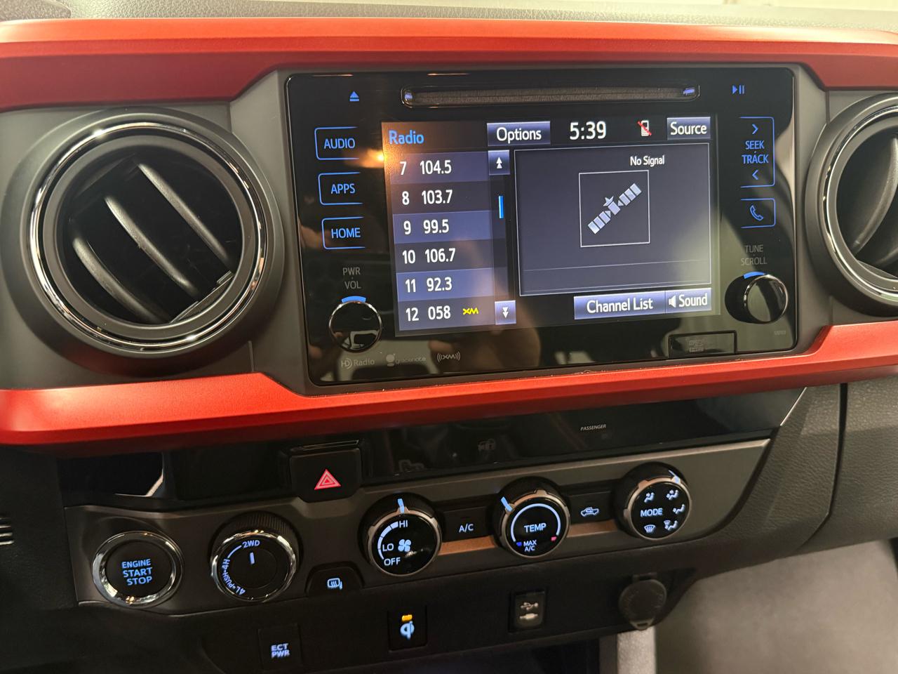 Toyota Tacoma TRD Offroad Double Cab 4WD V6 2017