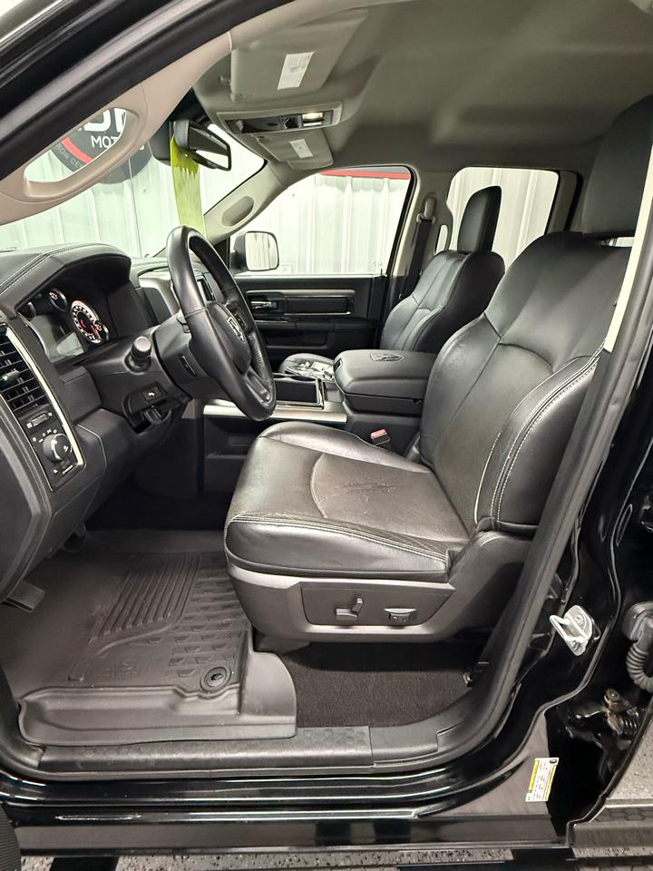 RAM 1500 Sport Quad Cab 4WD 2014
