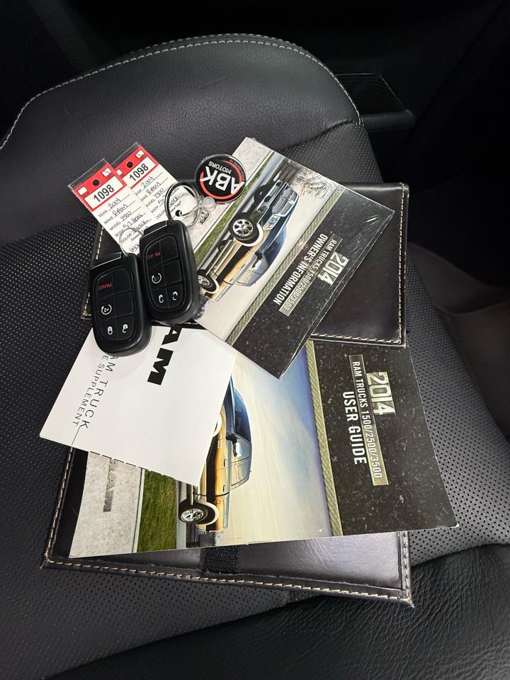 RAM 1500 Sport Quad Cab 4WD 2014