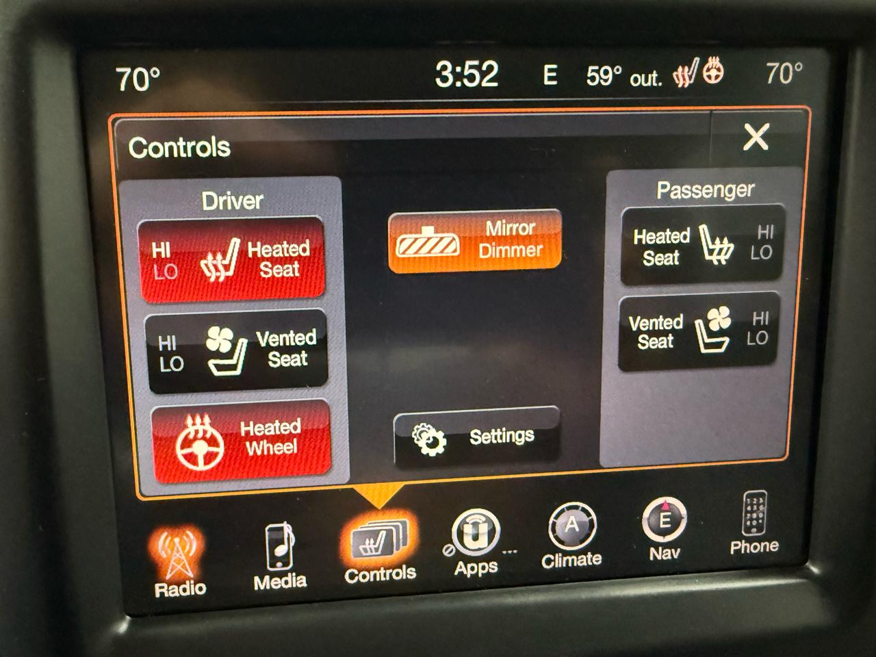 RAM 1500 Sport Quad Cab 4WD 2014