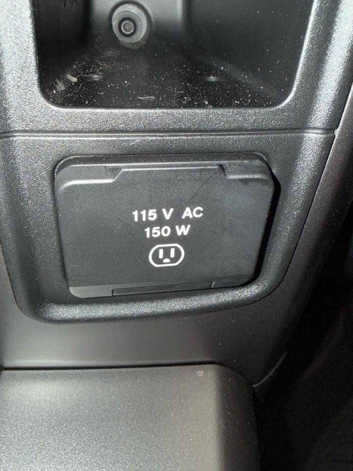 RAM 1500 Sport Quad Cab 4WD 2014
