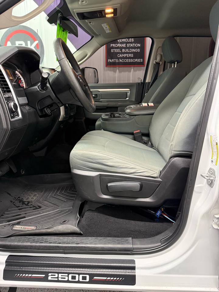 RAM 2500 SLT Crew Cab SWB 4WD 2018