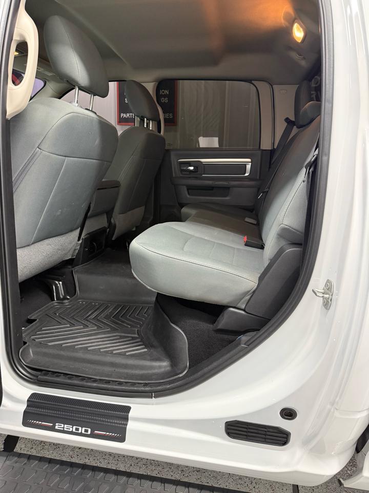 RAM 2500 SLT Crew Cab SWB 4WD 2018