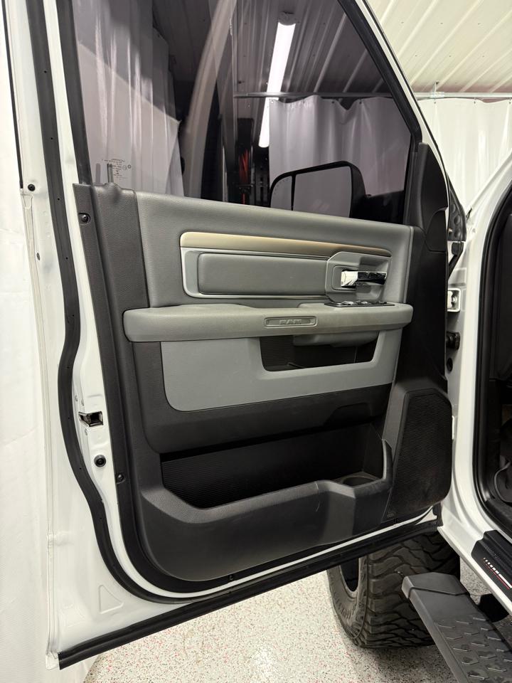 RAM 2500 SLT Crew Cab SWB 4WD 2018