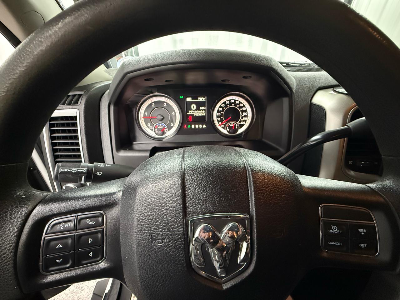 RAM 2500 SLT Crew Cab SWB 4WD 2018