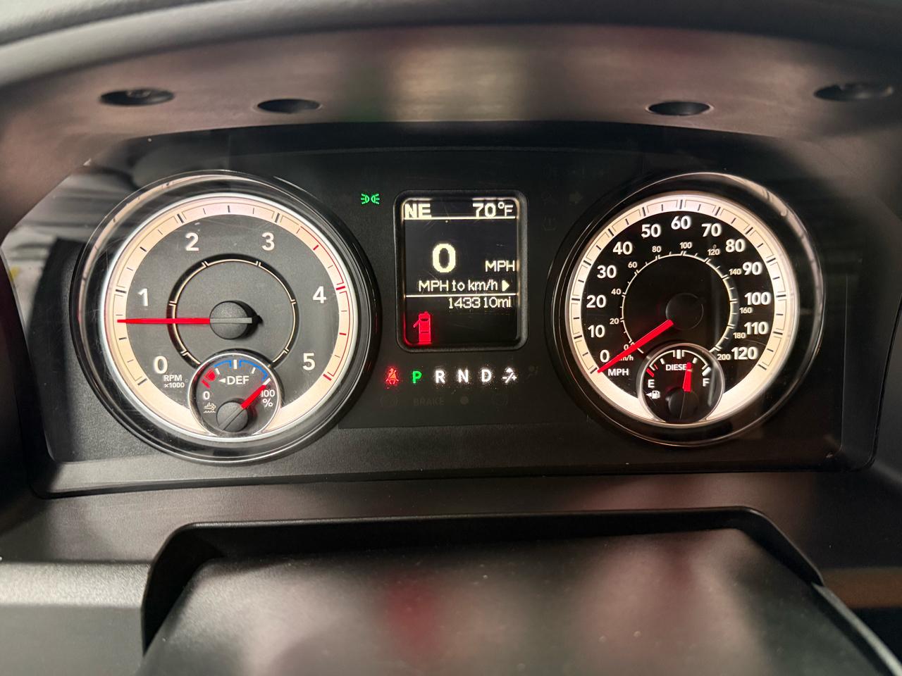 RAM 2500 SLT Crew Cab SWB 4WD 2018