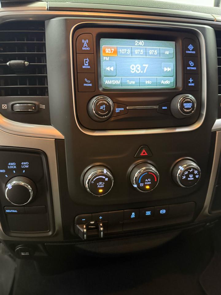 RAM 2500 SLT Crew Cab SWB 4WD 2018