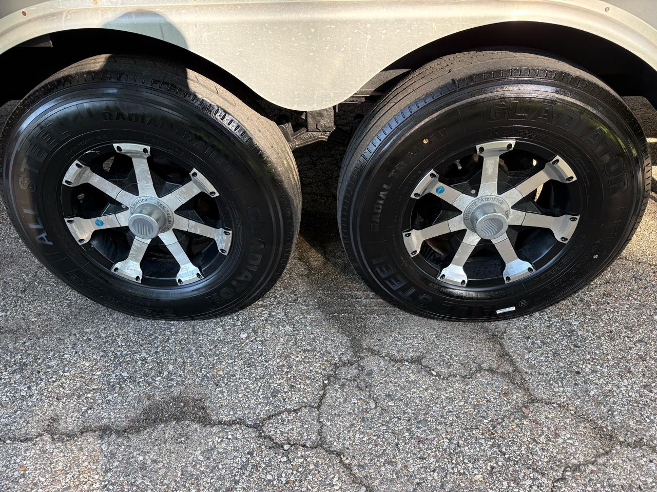 Keystone RV Fuzion Toy Hauler  2009