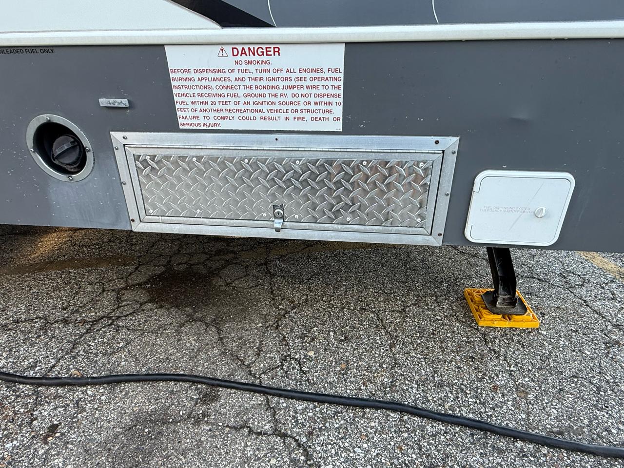 Keystone RV Fuzion Toy Hauler  2009