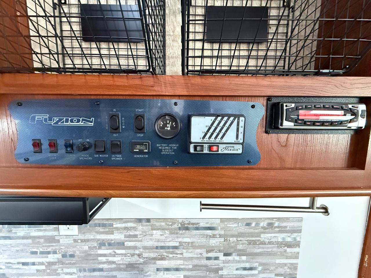 Keystone RV Fuzion Toy Hauler  2009