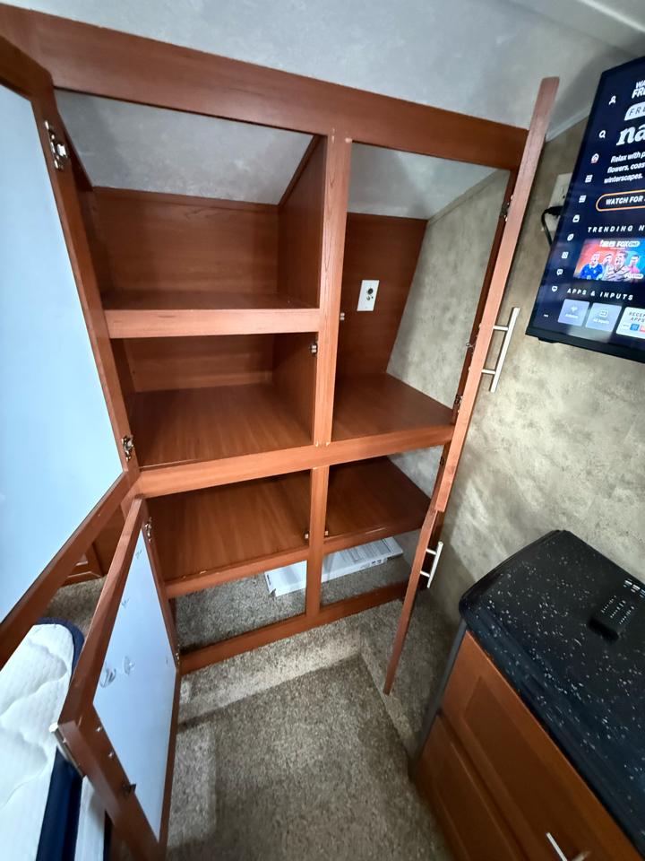 Keystone RV Fuzion Toy Hauler  2009