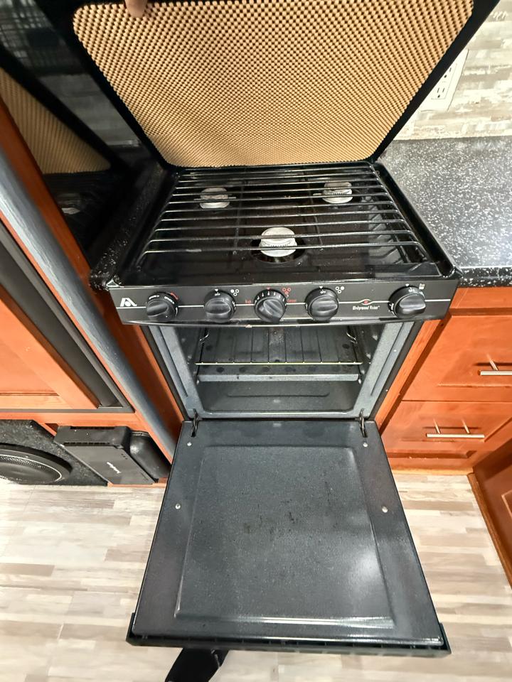Keystone RV Fuzion Toy Hauler  2009